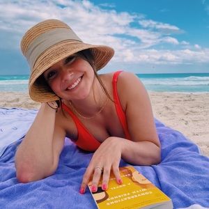 Meet your Posher, Natalie